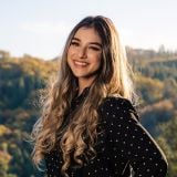 Tonya Bio